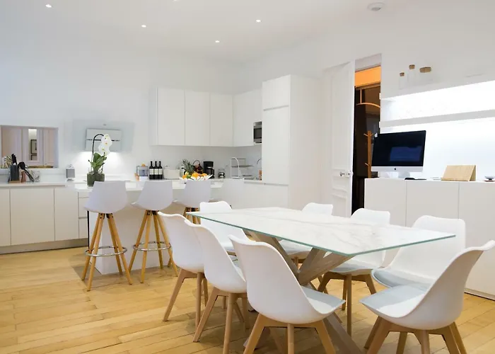 Luxueux Logement Bourgeois De 250 M2 Climatise